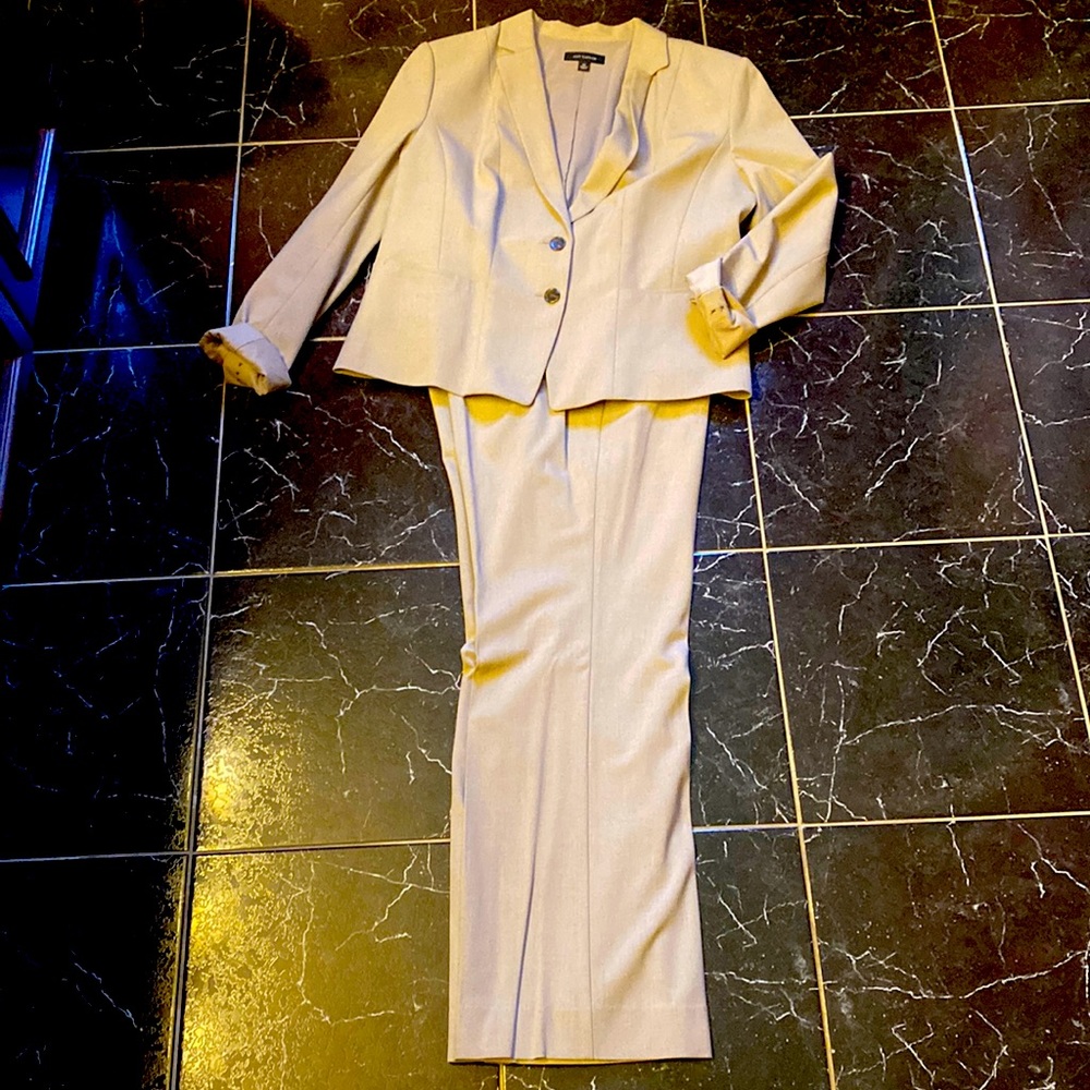 Ann Taylor suit 14